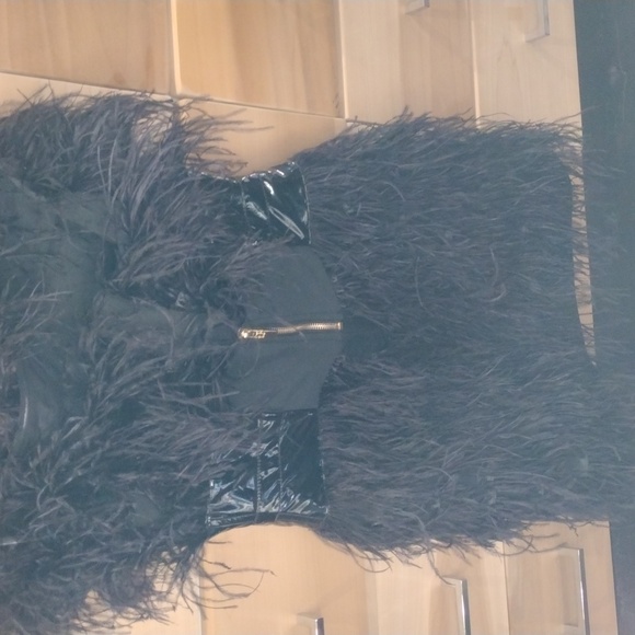 Akira feather mini dress - Picture 3 of 6